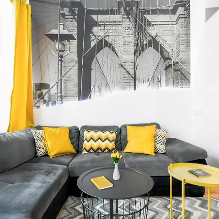 Center Stylish 2br Near Serdika Metro