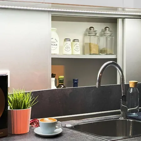 Center Stylish 2br Near Serdika Metro Апартаменты *